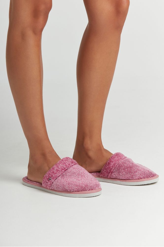 -_PA1558_rosa_1_pantuflas-selu-invierno-pijamas