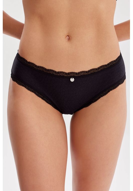 SL8372_negro_1-selu-culotte-basico-de-microfibra-con-fantasia-y-puntilla
