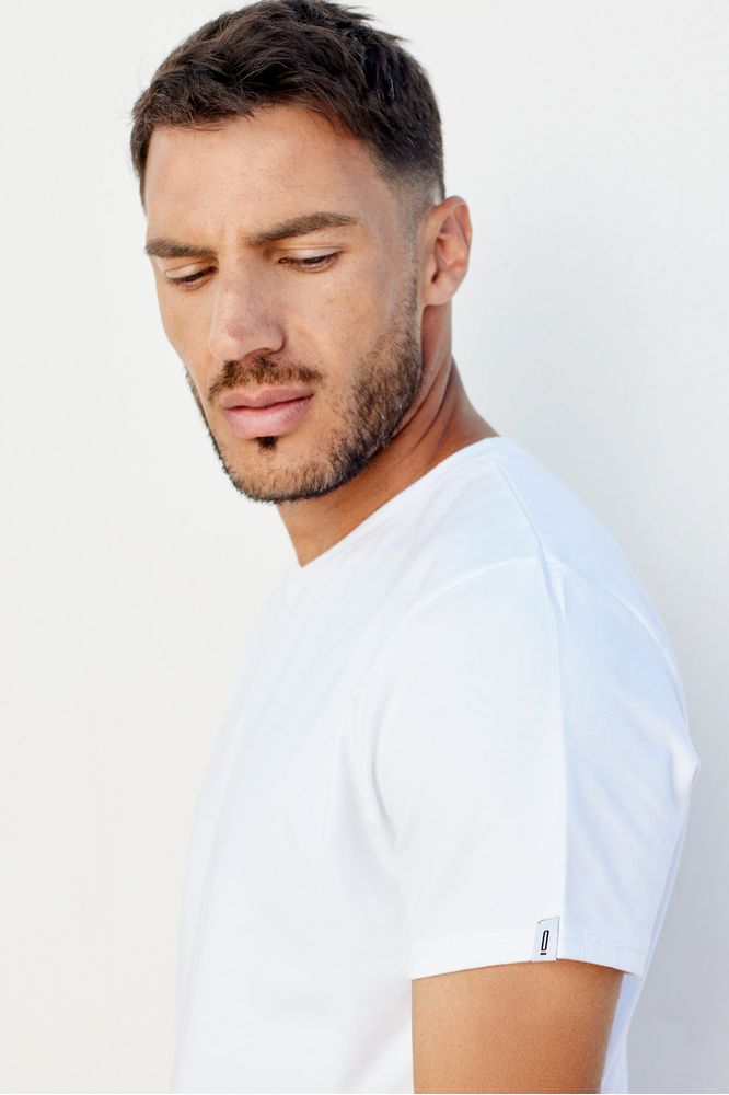 SL09017_blanco_2-selu-remara-de-algodon-masculina-cuello-redondo-opositor-comoda-lisa-suave-