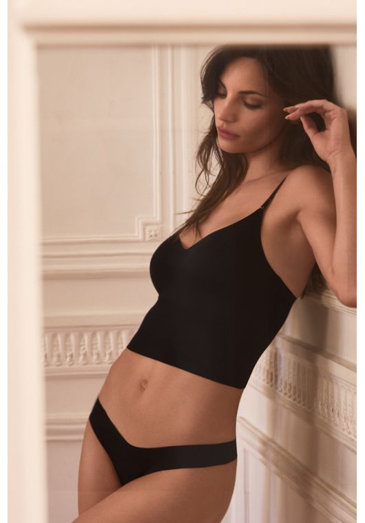 sl4413_negro_1-selu-top-largo-con-taza-vitalia-second-skin-escote-v-sin-costura-.jpg